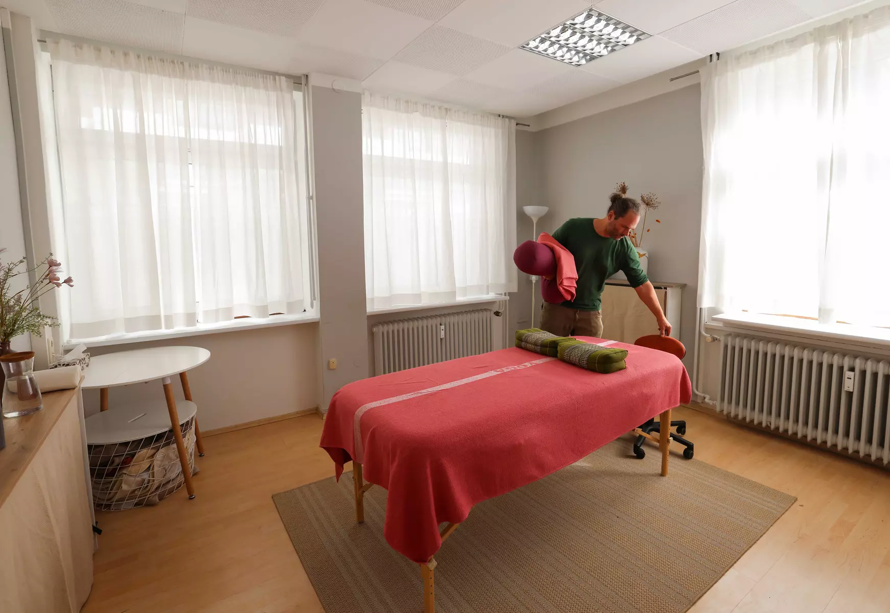 60 - 90 Min. Thai-Yoga-Massage/Bodywork für 1 Person