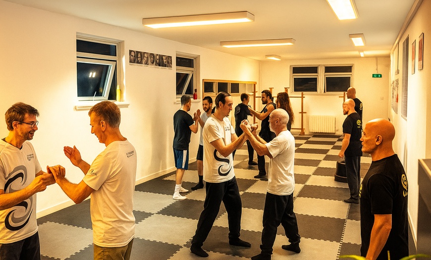 Image 2: 4 Weeks Adult / Kids Classes- £20 Voucher Towards 1st Month Membership