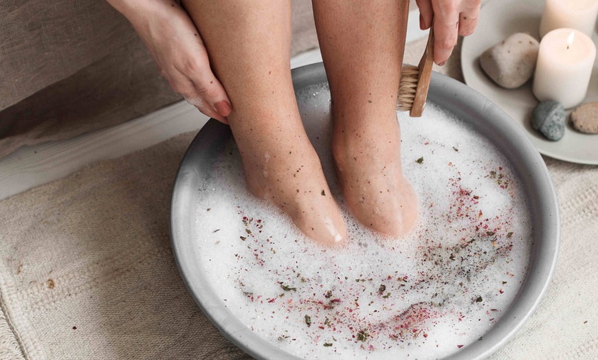 Image 2: 30-Min Lymphatic Compression + Salt Foot Soak or Bloat & Toxin Release