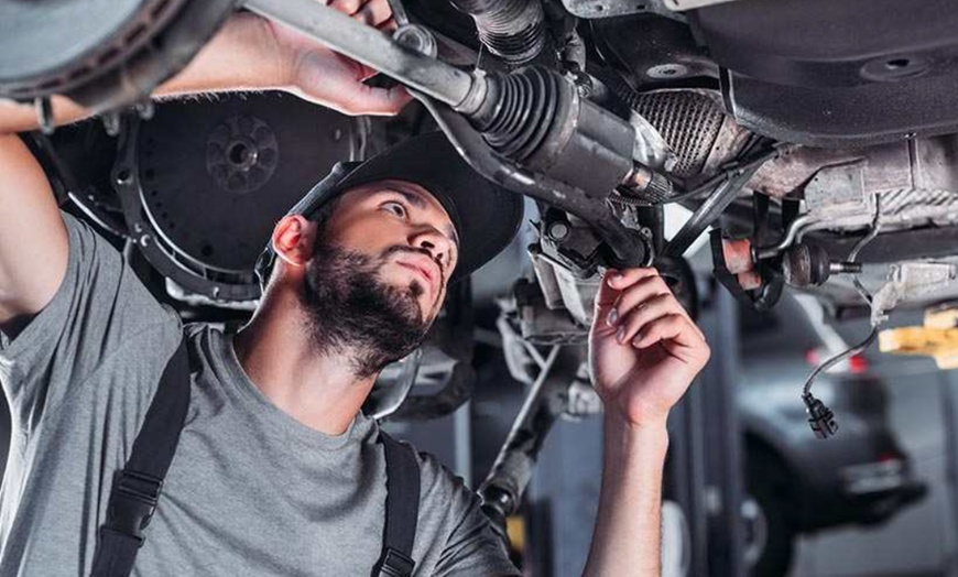 Image 11: Get a Regular Oil and Alignment with Brake Pads, Tire Check and More