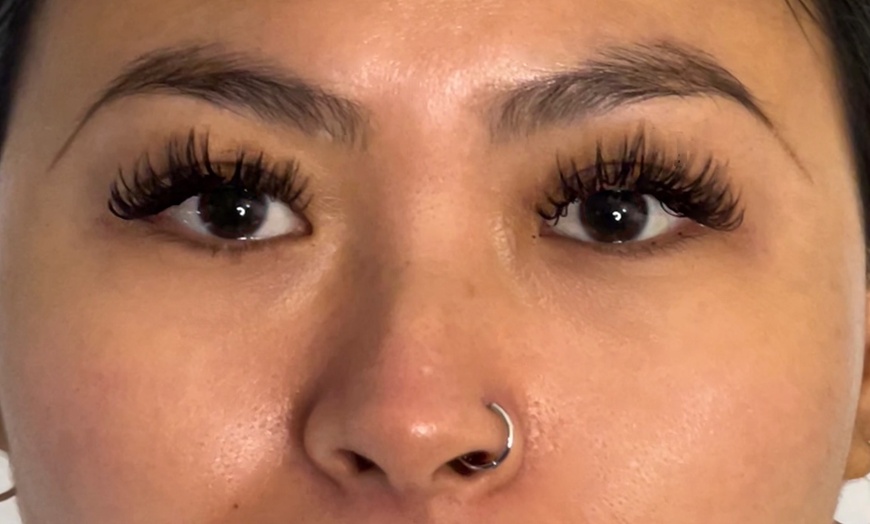 Image 4: Up to 50% Off on Eyelash Extensions at Baddie Winks