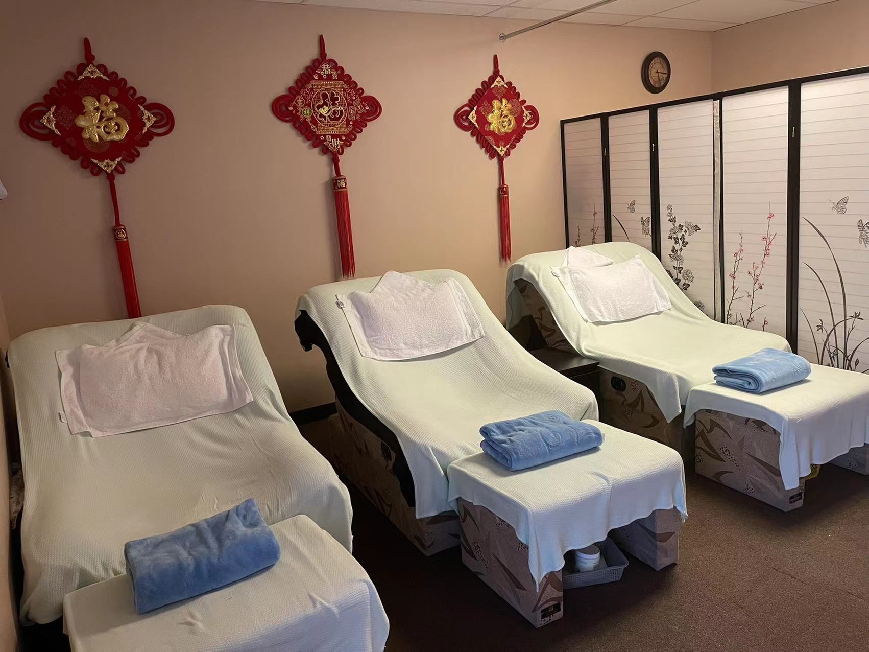 Up to 30% Off on Full Body Massage at Sam's Happy Feet - Primary Image