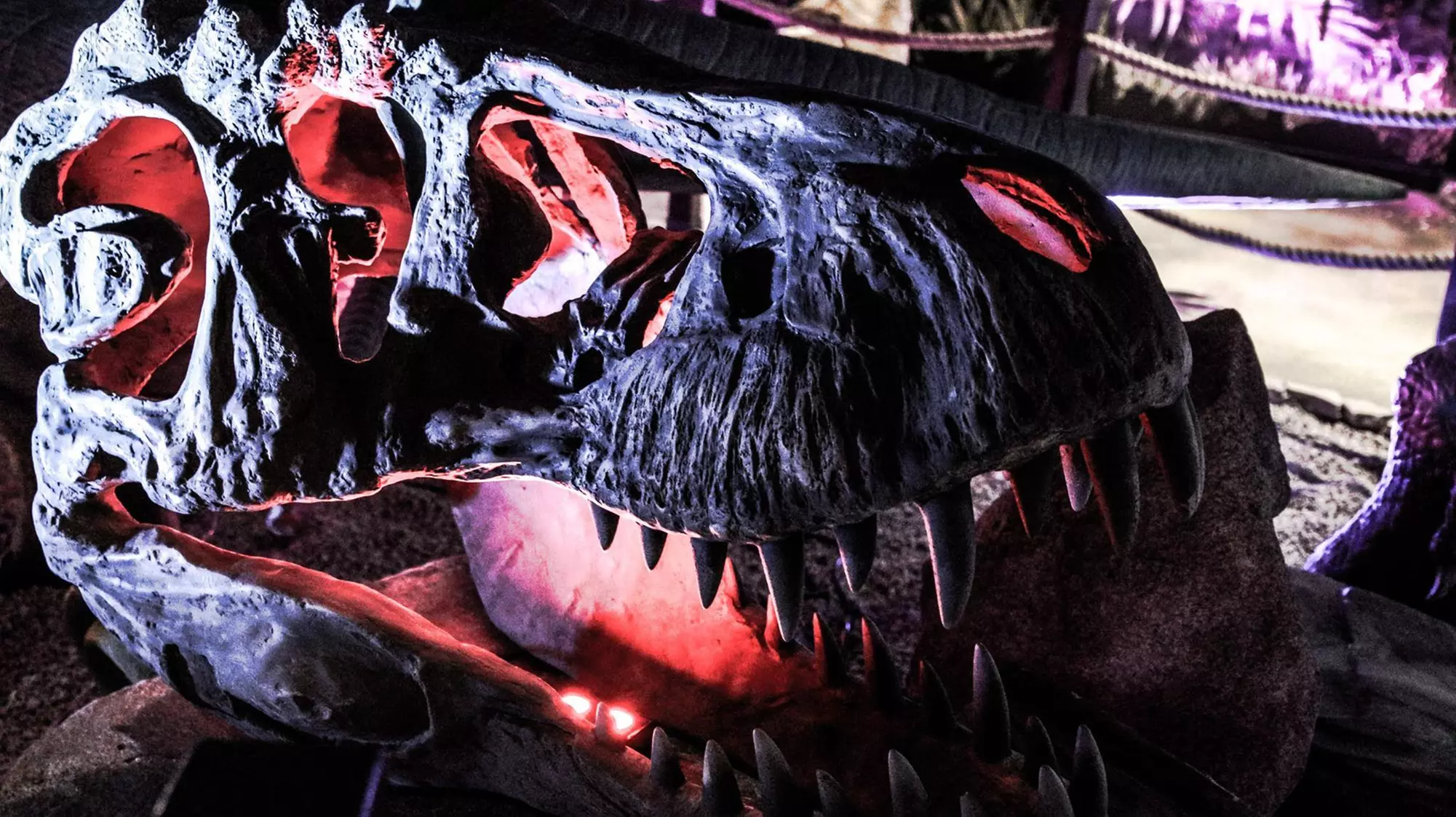 Interactive Premier Dinosaur Exhibit - Pangaea Land of the Dinosaurs