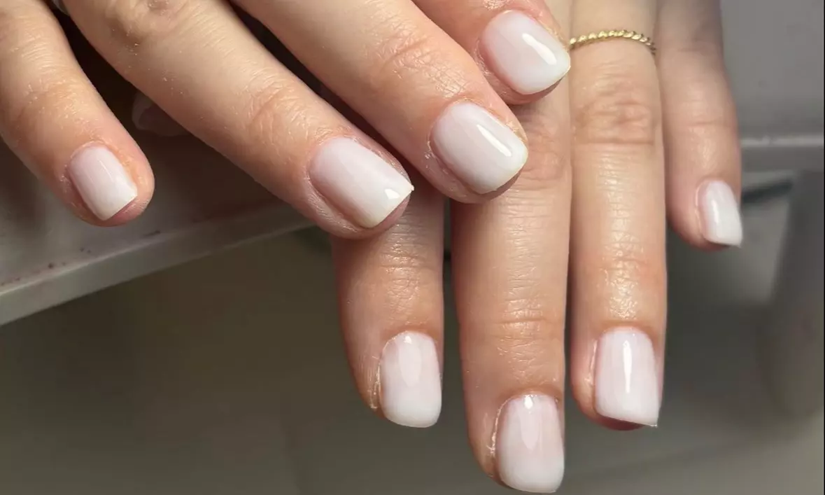 Sublimez vos ongles avec les options de semi-permanent