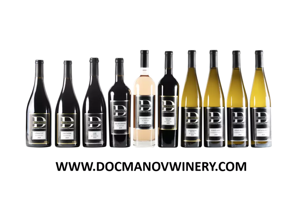 Up to 40% Off Wine Tastings at Docmanov Vineyards and Winery