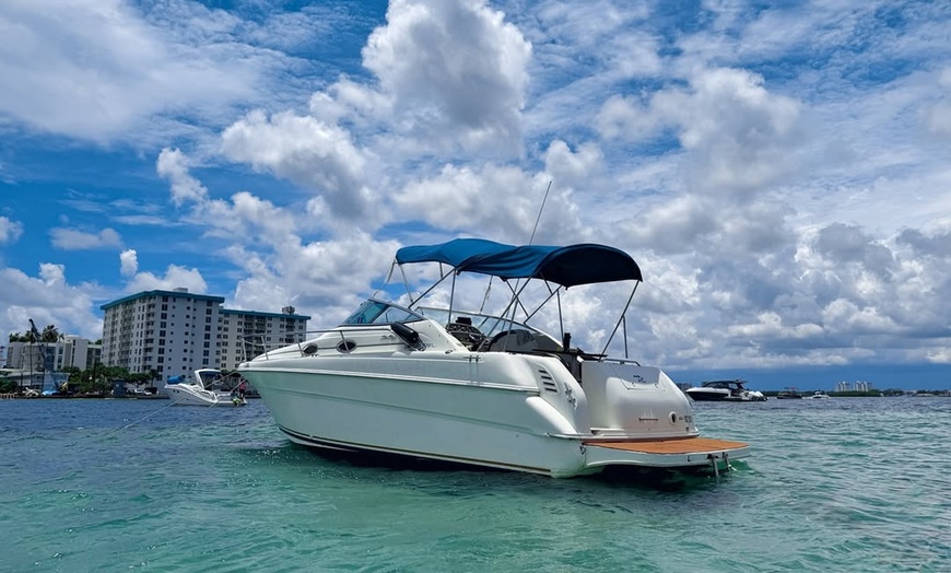 Image 2: Private Yacht Tour – Miami Harbor & Coastline