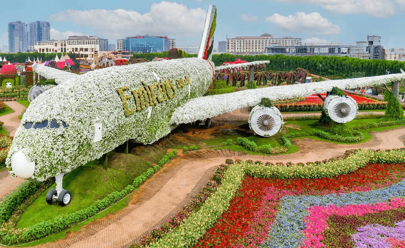 Nature & Ocean Wonders: Dubai Miracle Garden + Dubai Aquarium Combo