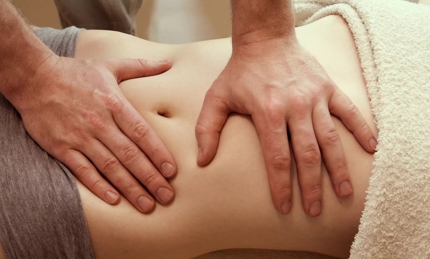 Image 2: 60 or 90 Minutes Lymphatic Massage w/w/o Wood Body Contour Massage