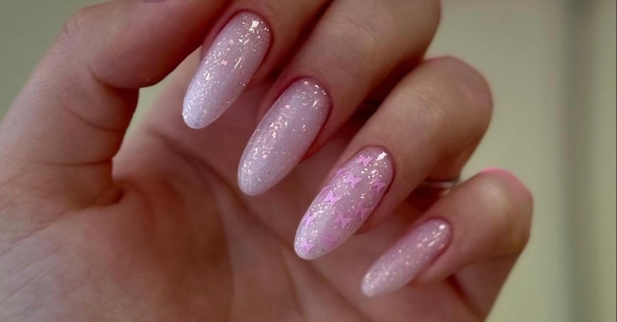 Manicura con esmaltado semipermanente en Madrid