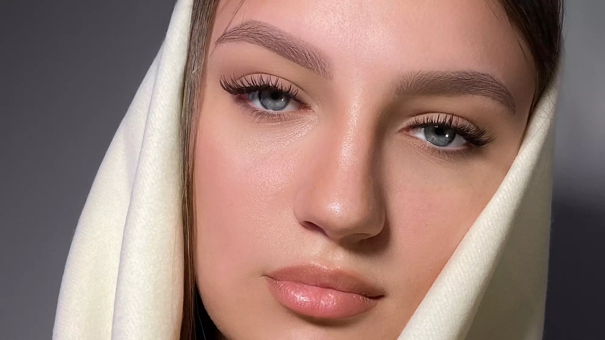 One Brow with Shaping, Tinting, and Optional Brow Lamination Session