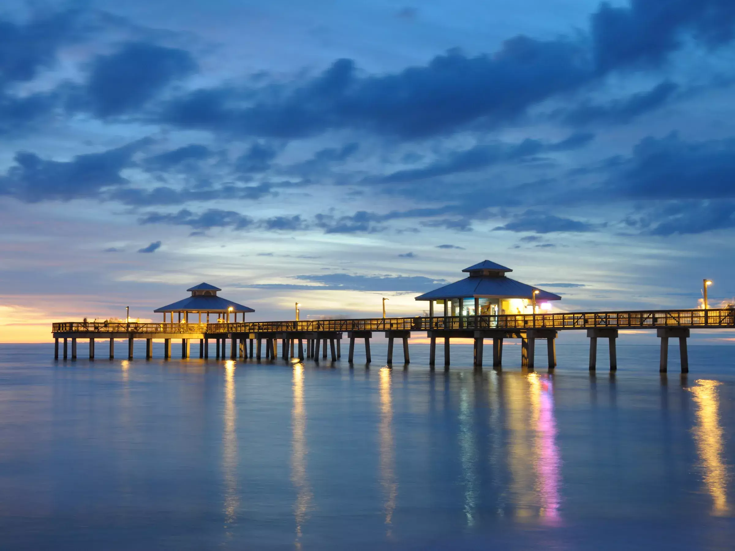 FinnSeeker Coastal Cruises Fort Myers Beach Sunset & Wildlife Cruise