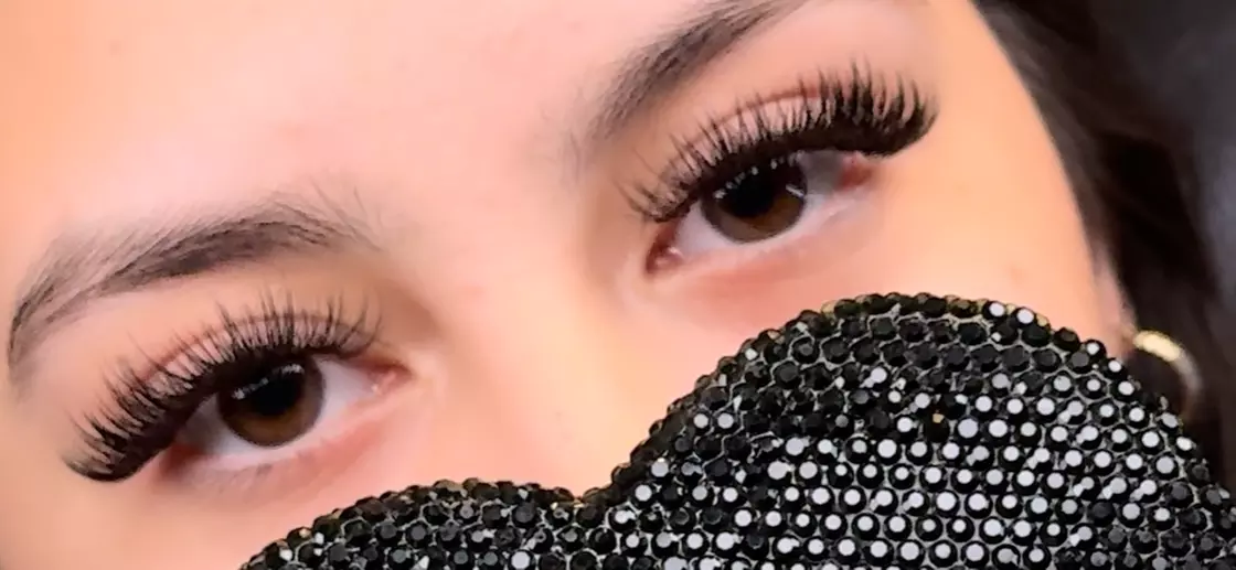 Get Eyelash Lift + Classic & Volume Lash Sets – 3-in-1 Lash Boost at Eyestyle Ari Up To  50% Off - Second Medium