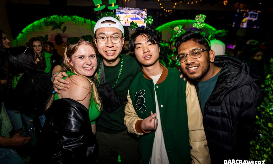 Image 3: Join the St. Patrick's Day Bar Crawl Extravaganza