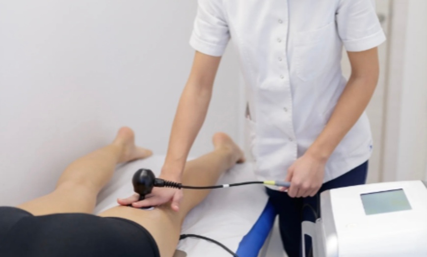 Image 4: PEMF, Red Light/NIR, TECAR, Ozone Sauna, TDCS & Combo Therapy Session