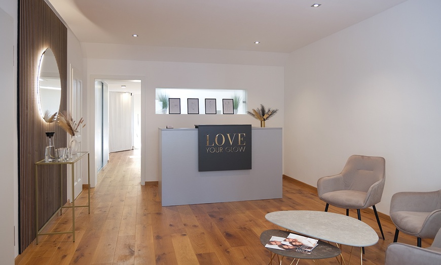 Image 1: Wertgutscheine für Behandlung mit 10 - 40 Einheiten Botulinum