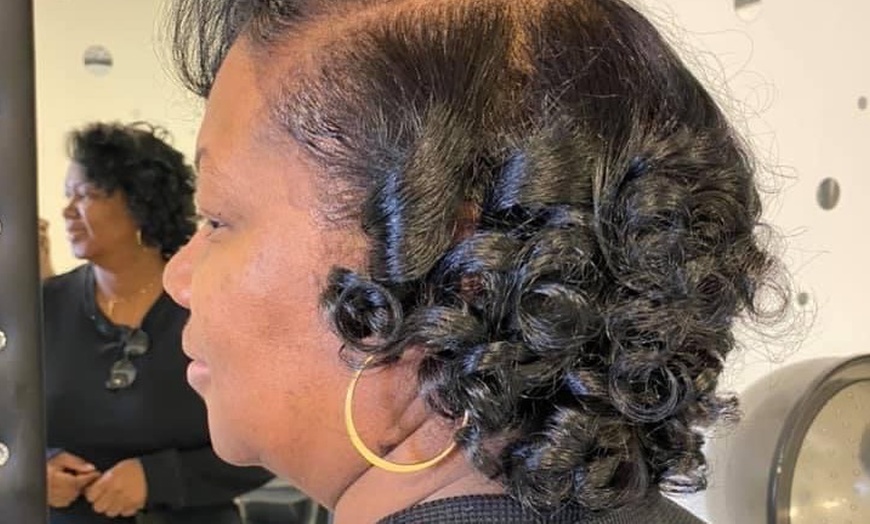 Image 3: Get Glossy Hair with Silk Press and Protein or Steam Treatment 