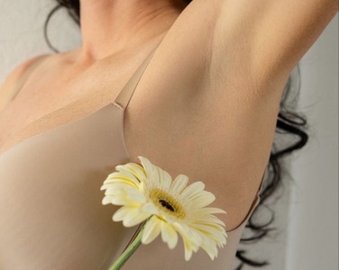 1 Laser hair removal session (small area) - Modern Masterpiece Laser & Aesthetics