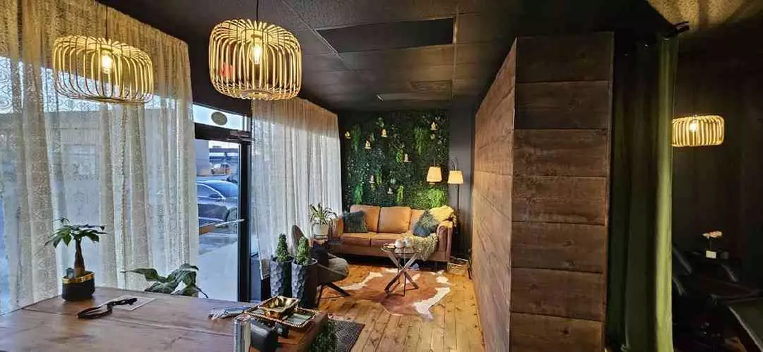 Step Into Bliss: Experience the Ultimate Waterless Pedicure! 
