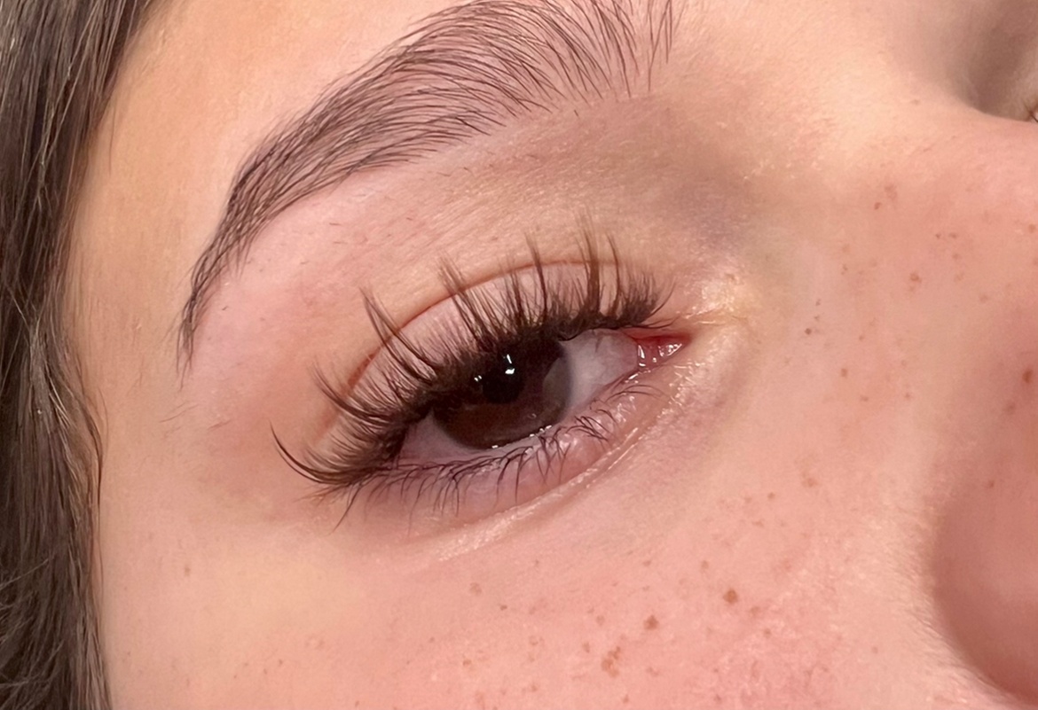 Experience Belleza By Britt's stunning eyelash sets, from Classic to Mega Volume, with up to 39% off