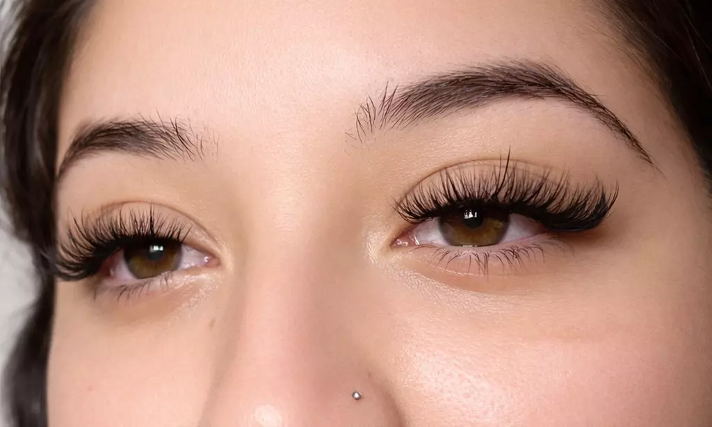 Transform Your Lashes: Classic, Hybrid or Volume Eyelash Extensions