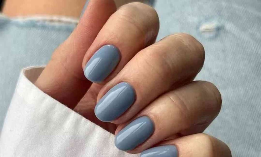 Image 3:  Choose from Manicure or Eye Color/ Gel Shellac Change