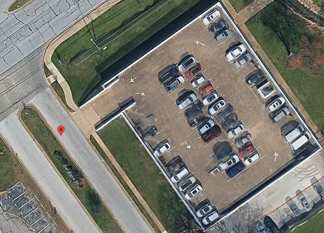 3, 5, or 7 Days of DFW Airport Parking with 24/7 Shuttle