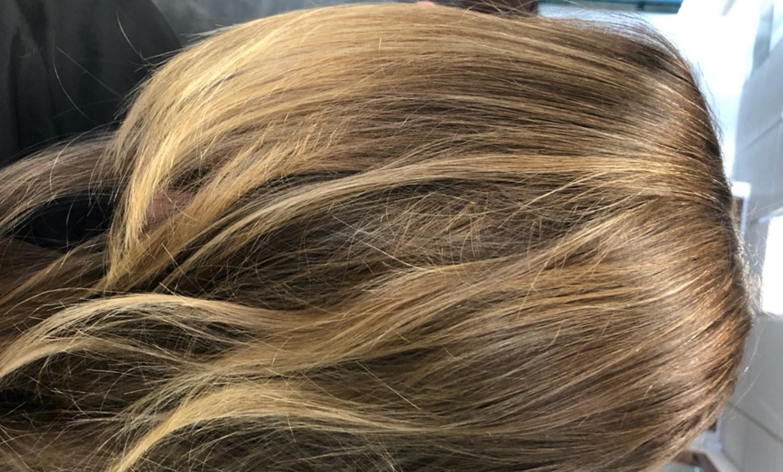 Image 5: Pamper Yourself: Hair Cut with Optional Blow Dry and 1 Hair Treatment