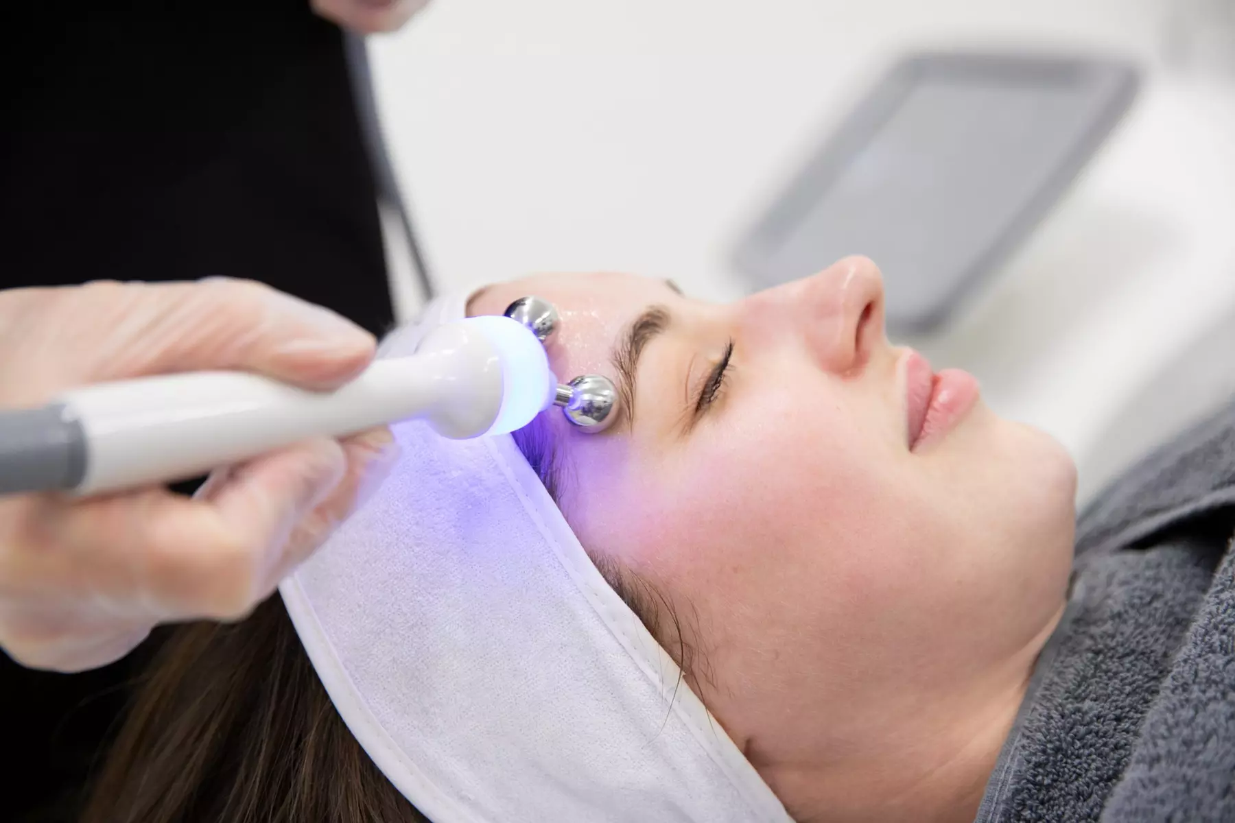 Up to 59% Off on Facial - HydraFacial at UK Aesthetics Lounge