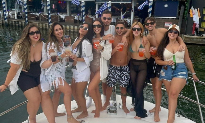 Image 6: Private Yacht for 13 People w/ Captain, Fuel, Ice, Water & Soft Drinks