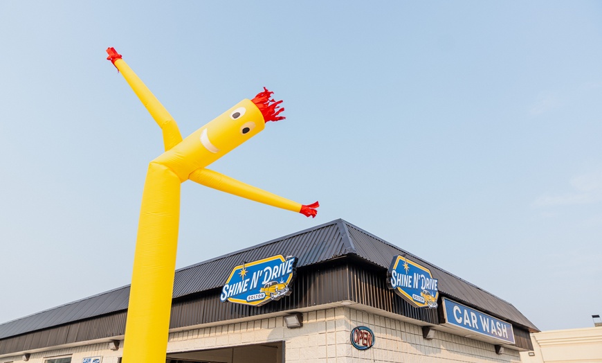 Image 4: Get Signature, Pro or Value Shine Washes For Maximum Clean and Shine