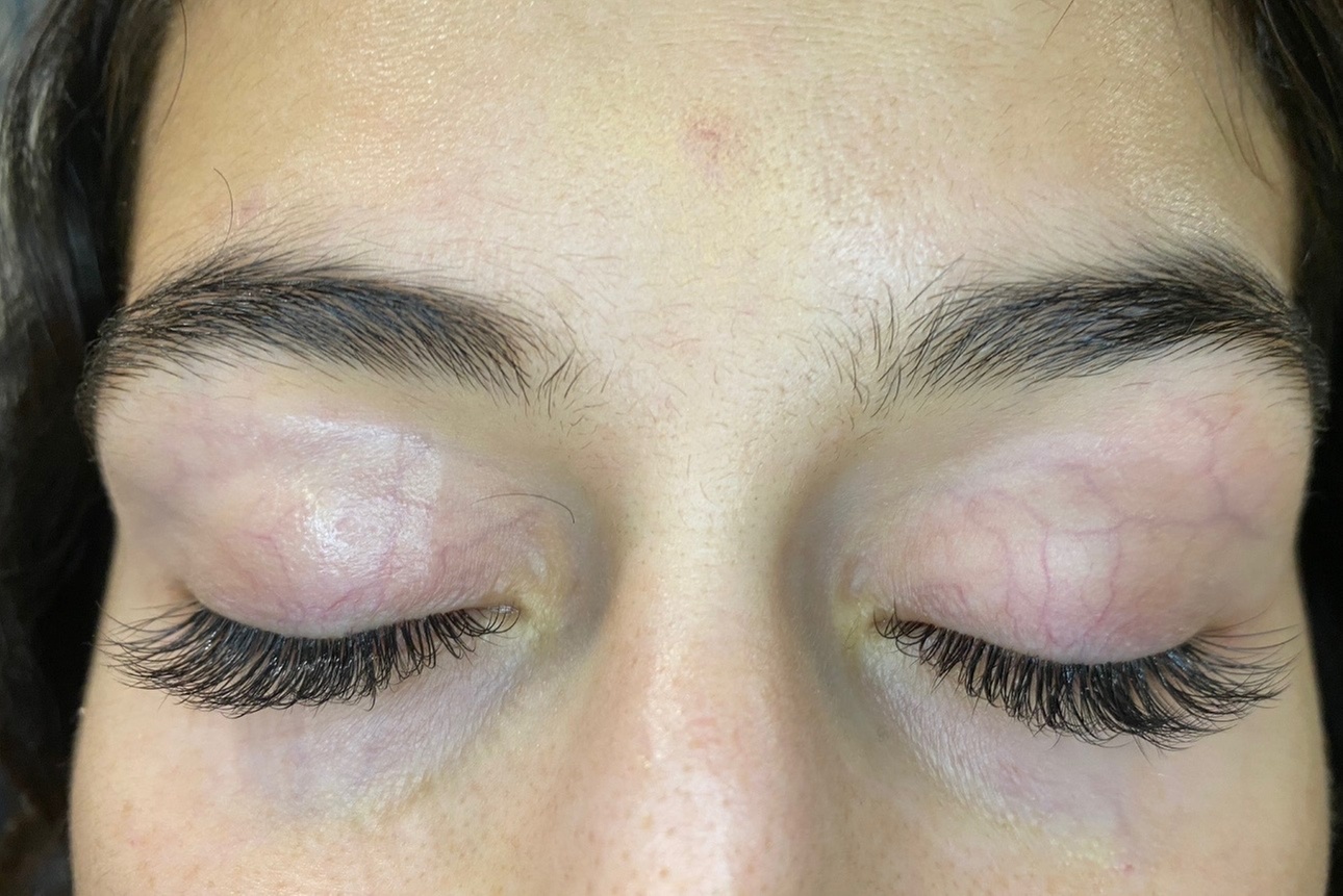 Classic, Hybrid, Volume, Hybrid Volume or Mega Volume Eyelashes