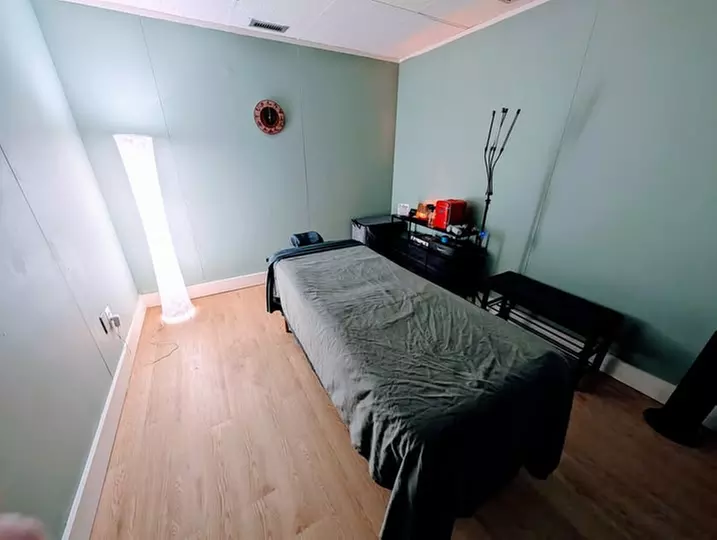 60 or 90-minute Deep Tissue, Myofascial Release, or Stretch Therapy