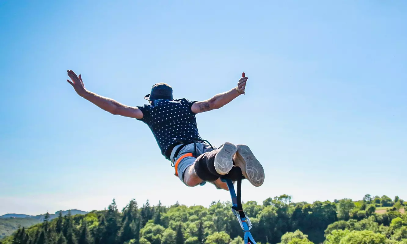 Vivez le plus haut saut avec touché d’eau de France