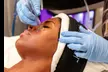 Een stralende huid: Hydraface-behandeling van 60 min. incl. SkinScrubber, peeling en led-lichttherapie (tot 78% korting) - Image 4