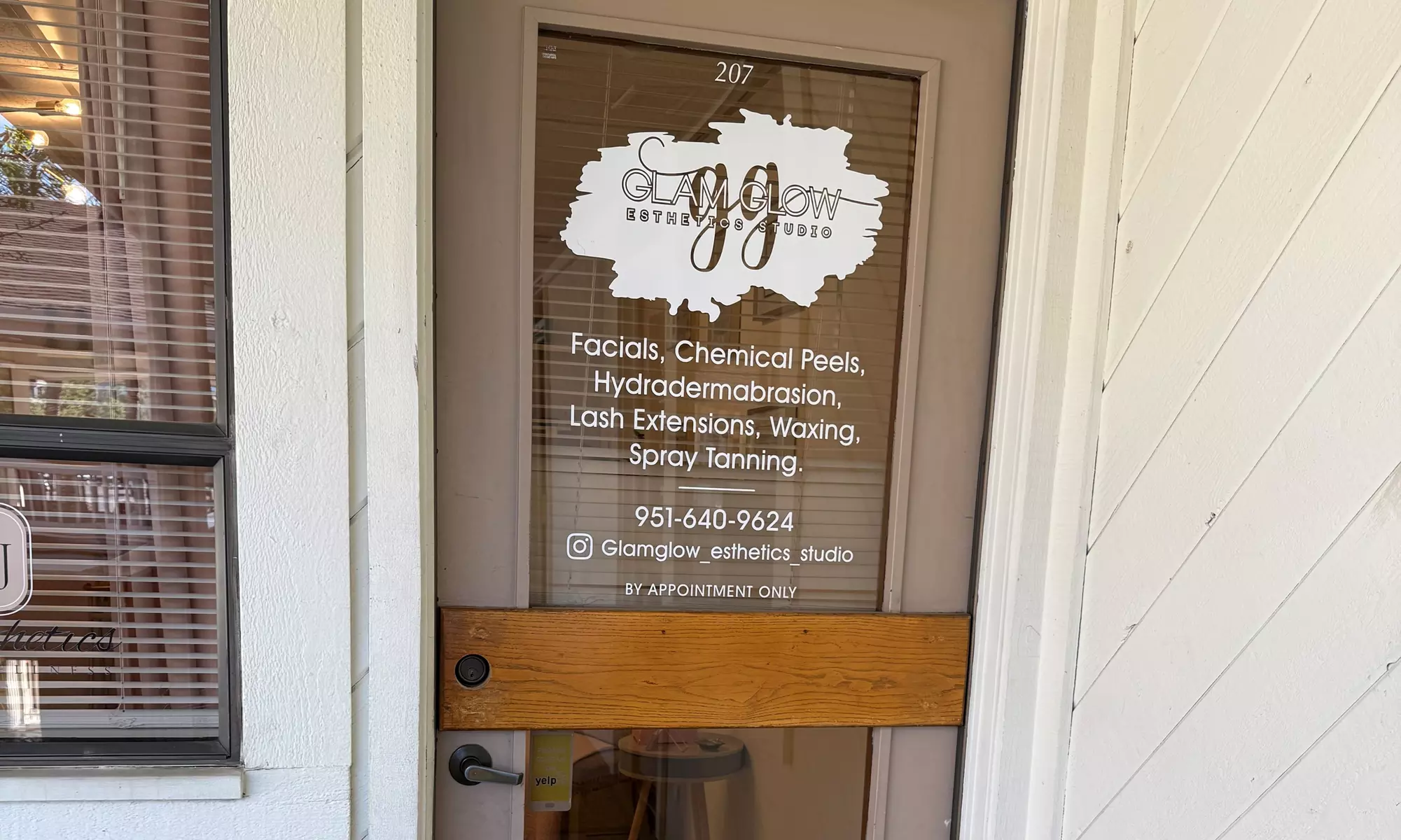 Brazilian Wax Sessions for Smooth, Long-Lasting Results