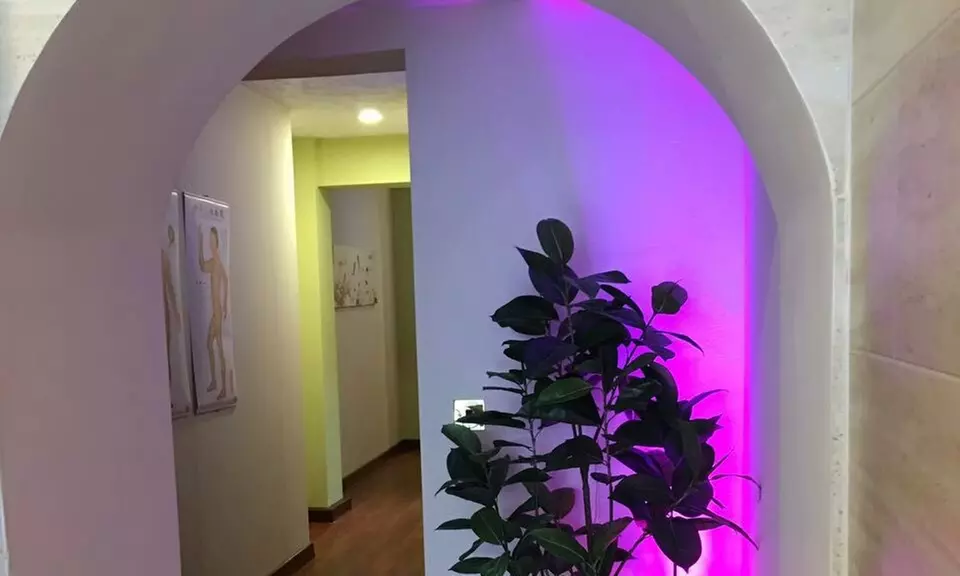 Relax with a 45- or 60-Minute Reflexology Experience