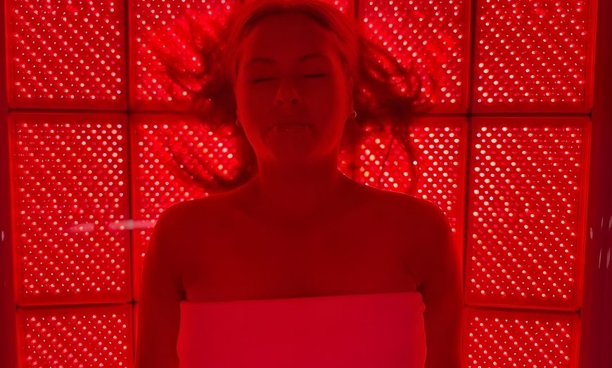 Image 4: Relaxing Massages & Wellness Treatments with Foot Bath or Red Light