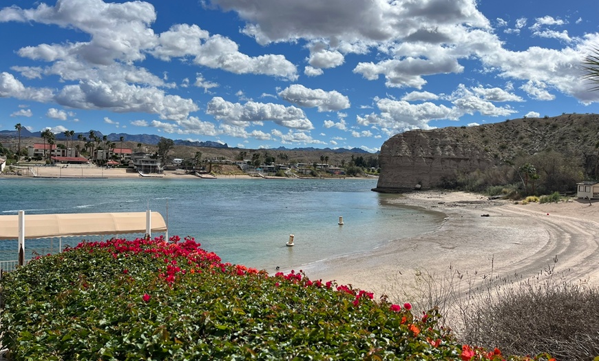 Image 15: Las Vegas to Laughlin - 8-Hour Riverside Refresh Day Tour