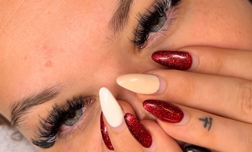Image 5: Enhance Your Look with Classic Eyelash Extensions