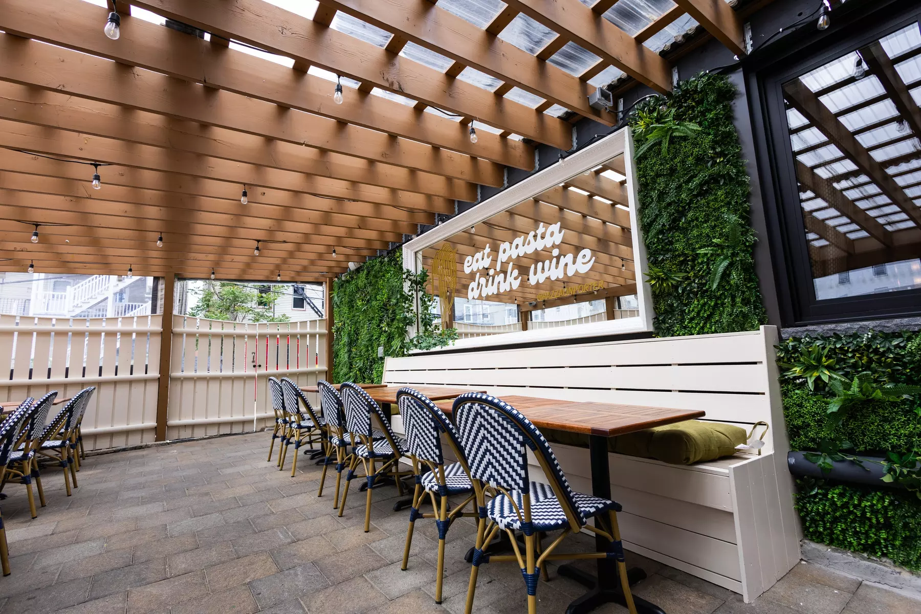 Up to 35% Off on Italian Cuisine at Pazza On Porter