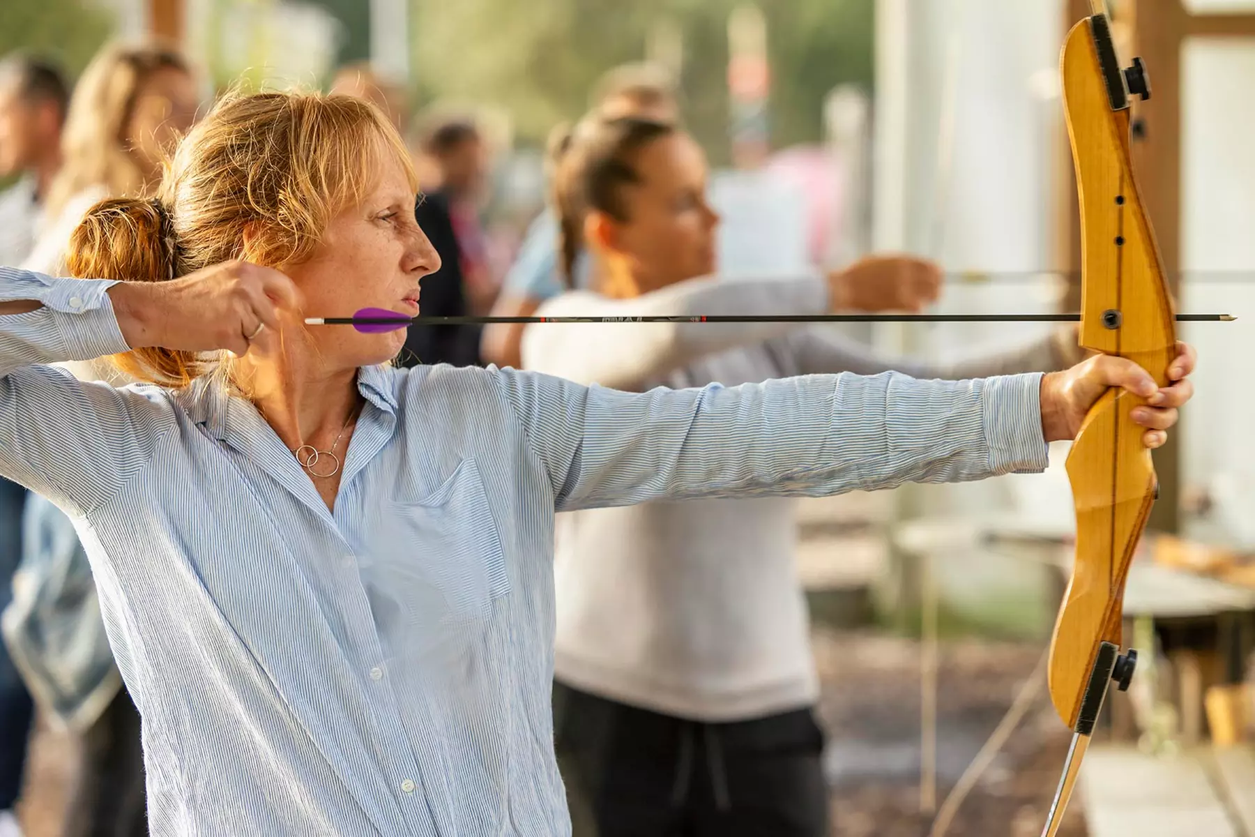 Pijlsnelle spanning tijdens een boogschietsessie vol fun en focus