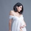 Image 4: 60 Minutes Indoor Maternity Photography Session with 8"x6" Print 