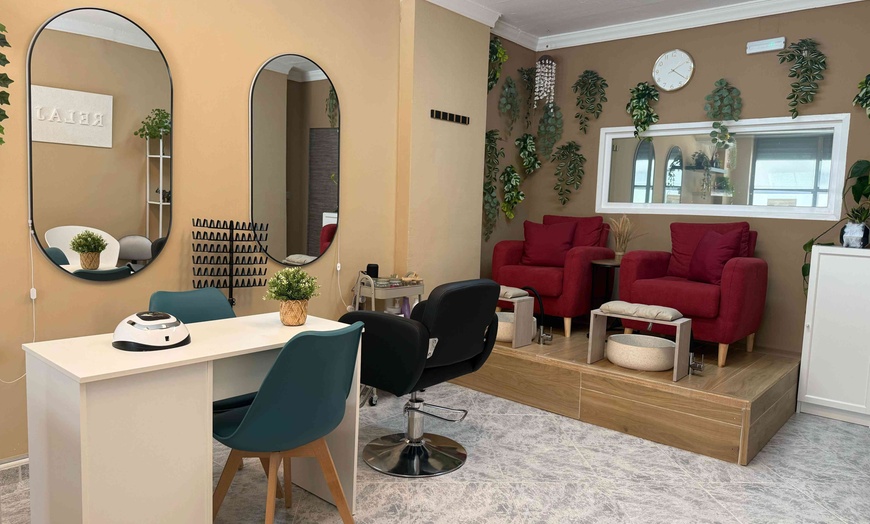 Image 4: Masaje corporal a elegir de 50 minutos o con reflexología o craneosacral 15 minutos con hasta un 58%


