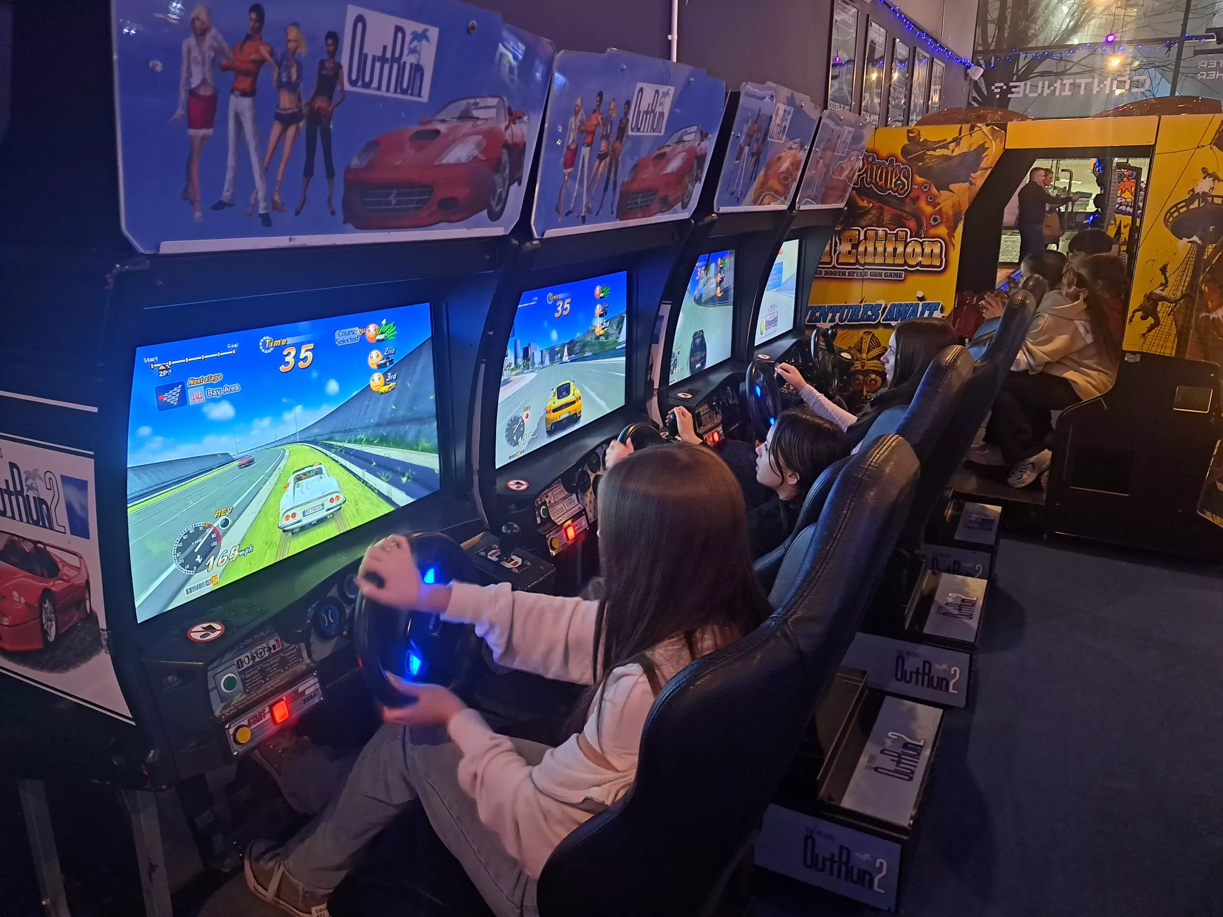 Unlimited Play & Popcorn and Come & Go Pass for 2, 3 or 4 or 6 People