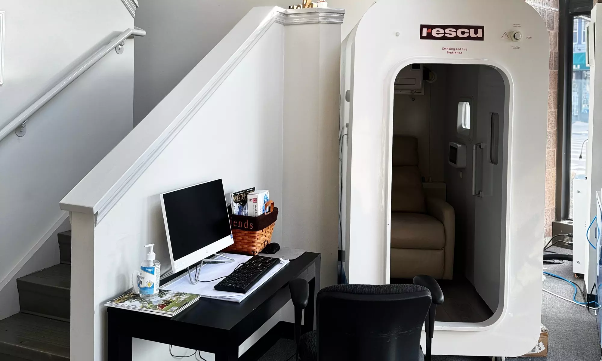 Up to 55% Off on Hyperbaric Chamber at Rescu Wellness