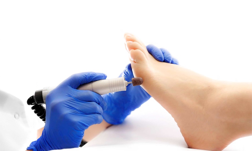 Image 2: ¡Relájate al máximo! 1 sesión de tratamientos a elegir para 1 persona