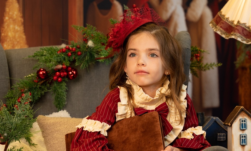 Image 12: Magiczna sesja rodzinna w świątecznej oprawie