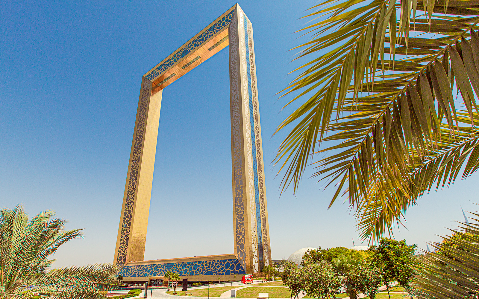 Discover & Explore: Dubai Frame Adventure With Attraction Options