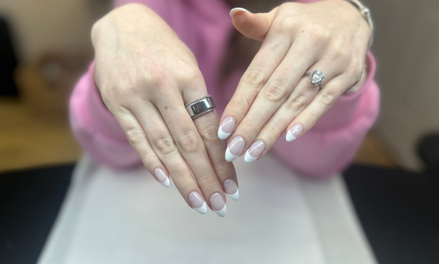 Image 2: Pristine Gel Manicure with Expert Nail Care & Vibrant Polish
