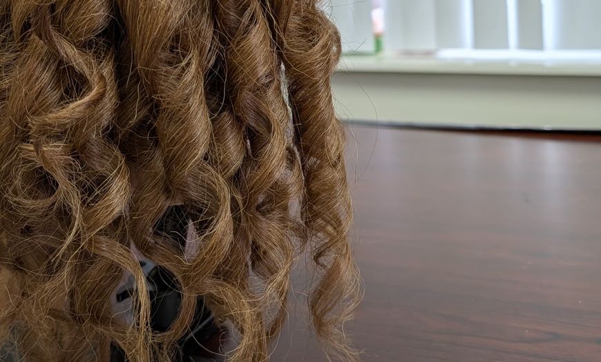 Image 4: Women's Single-Process All-in-One Hair Styling, Hair Wash, and More
